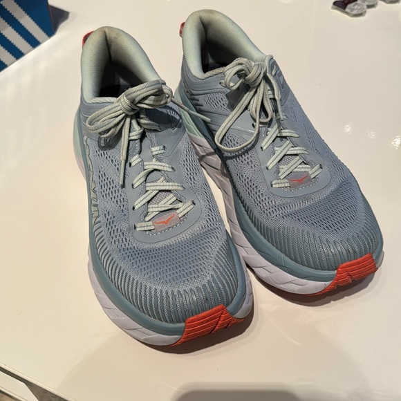 Hoka Shoes - HOKA Bondi 7 women’s US Size 9